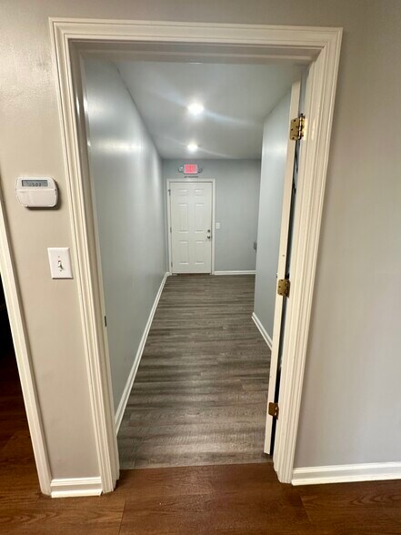 More Photos Of 315 Transport Dr, Cookeville Warehouse For Lease