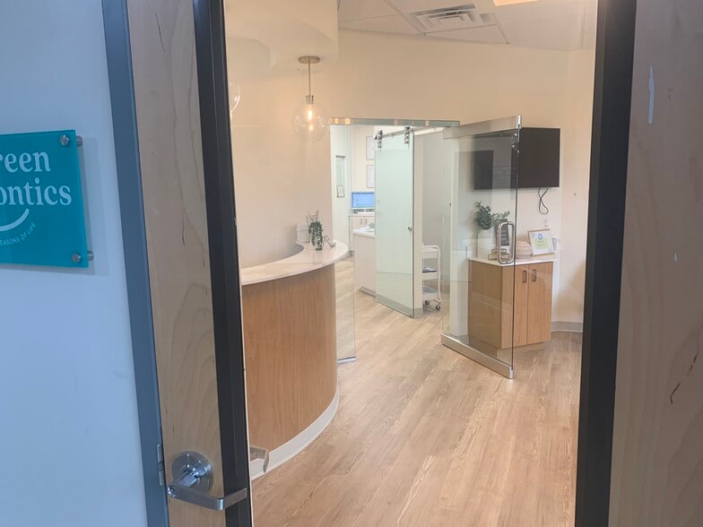 More Photos Of 4480 N Cooper Lake Rd, Smyrna Medical For Sale