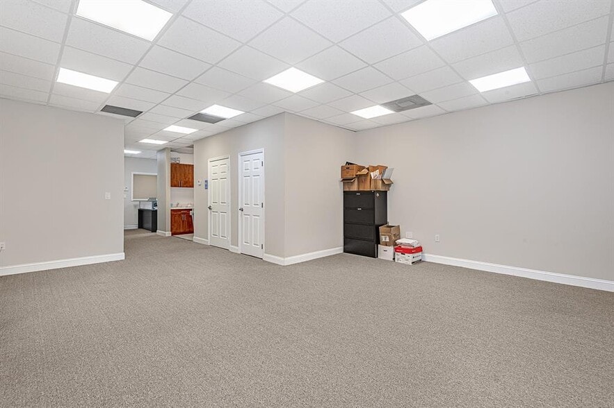 More Photos Of 7301 Wiles Rd, Coral Springs Medical For Sale