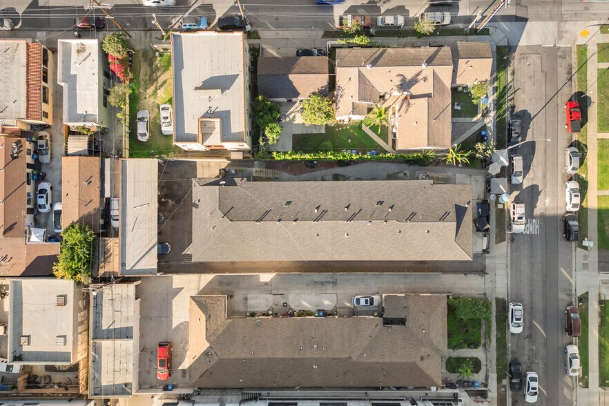 More Photos Of 6509 Brynhurst Ave, Los Angeles Apartments For Sale