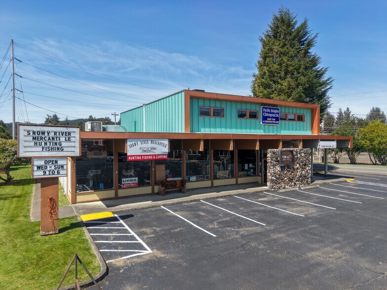 More Photos Of 2133 Winchester ave, Reedsport Freestanding For Sale