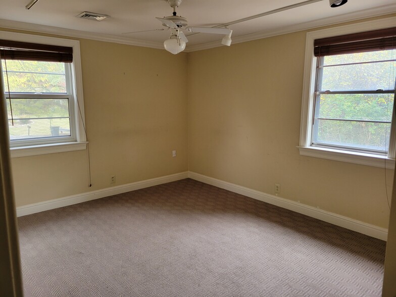 More Photos Of 2724 Berrywood Dr, Nashville Office Residential For Sale