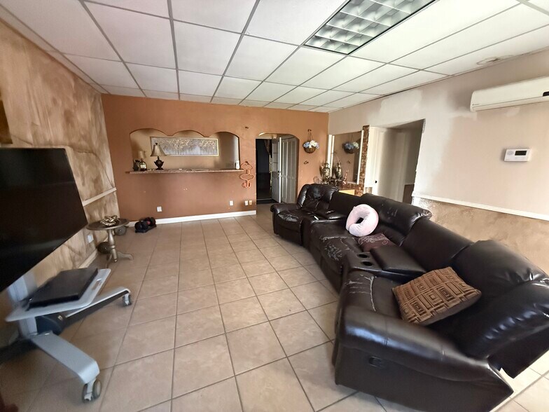 More Photos Of 3221 E Yandell Dr, El Paso Office Residential For Sale