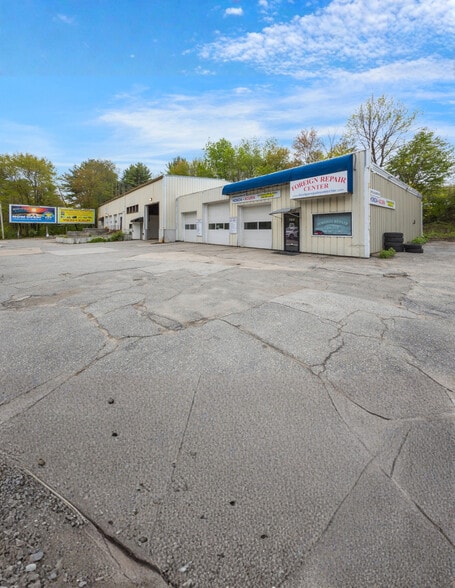 Primary Photo Of 723-725 Main St, North Oxford Warehouse For Sale