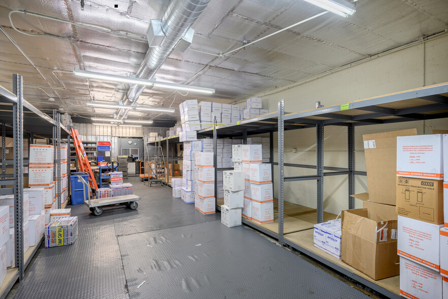 More Photos Of 3210 N San Fernando Blvd, Burbank Warehouse For Sale
