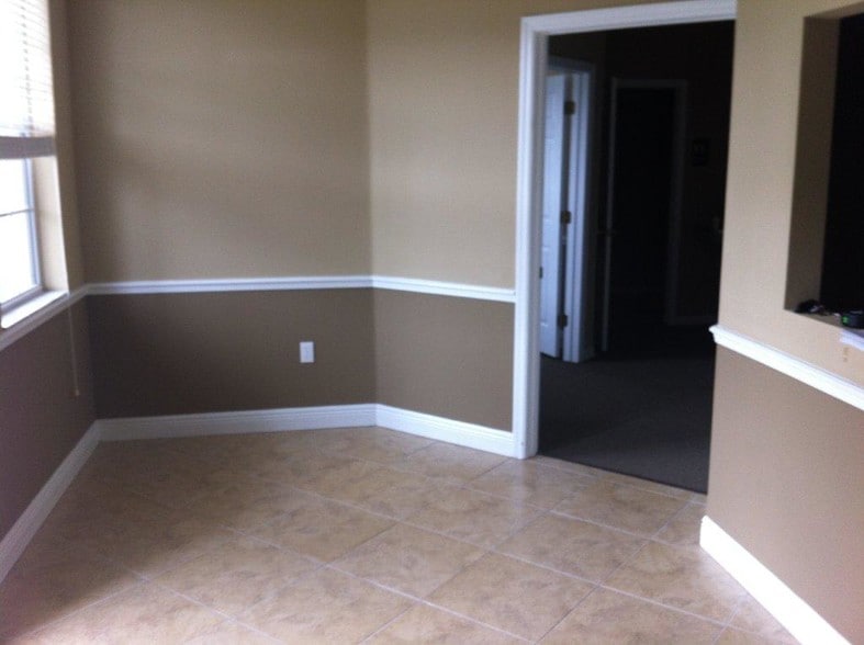 More Photos Of 6912 W Linebaugh Ave, Tampa Medical For Lease