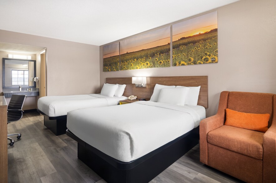 More Photos Of 3980 S Reed Rd, Kokomo Hotel For Sale