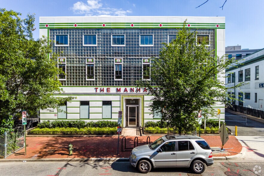 More Photos Of 1328 Florida Ave NW, Washington Office For Lease