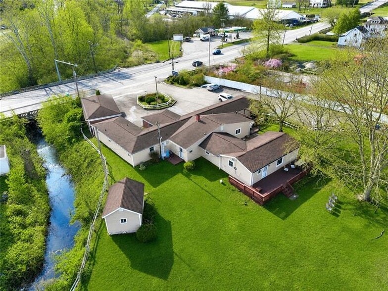 More Photos Of 7909 National Pike, Uniontown Hotel For Sale