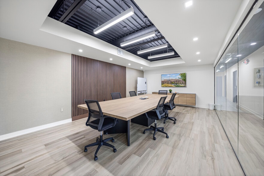 More Photos Of 23936 Industrial Park Dr, Farmington Hills Warehouse For Sale