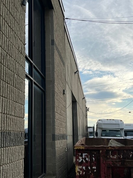 More Photos Of 436 Spencer St, Staten Island Warehouse For Sale