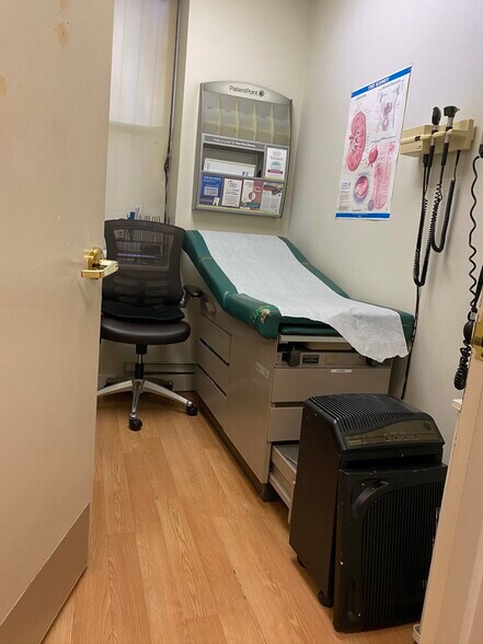 More Photos Of 910 Park Pl, Brooklyn Assisted Living For Sale