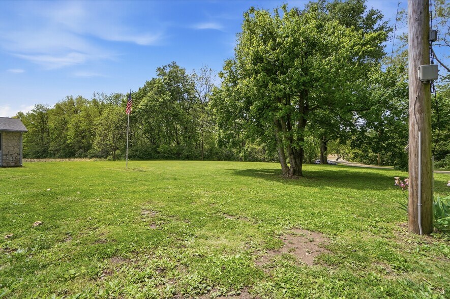 More Photos Of 2996 Millville Shandon Rd, Hamilton Specialty For Sale
