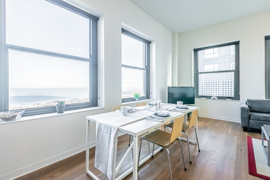 More Photos Of 59 E Van Buren St, Chicago Apartments For Lease