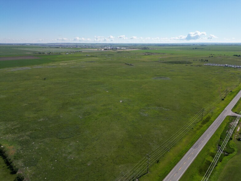 More Photos Of SE-14-19-29 W4M, Calgary Land For Sale