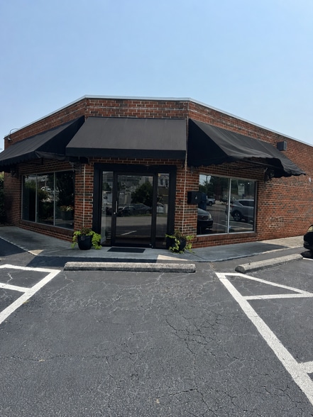 Primary Photo Of 2117 Whitesburg Dr SE, Huntsville Storefront Retail Office For Lease