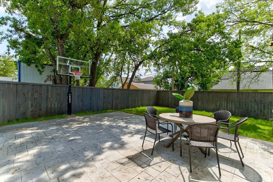 More Photos Of , Fort Worth Specialty For Sale