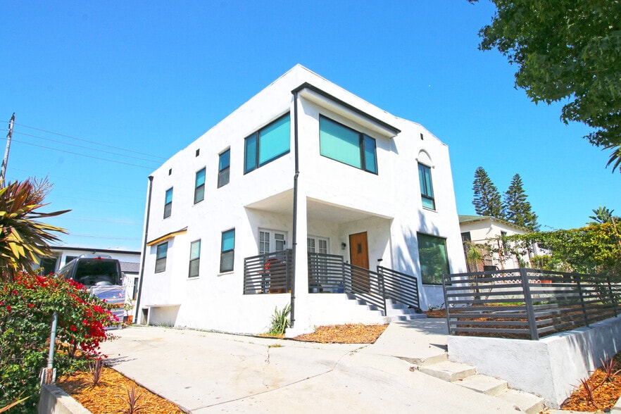 More Photos Of 1833 19th St, Santa Monica Apartments For Sale
