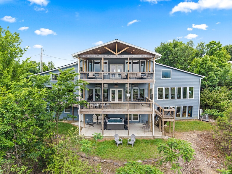 More Photos Of 896 Mount Riante Rd, Hot Springs Specialty For Sale