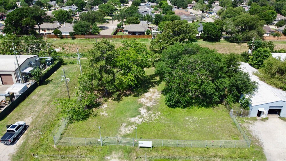 More Photos Of 4707 Steffani Lane, Houston Land For Sale