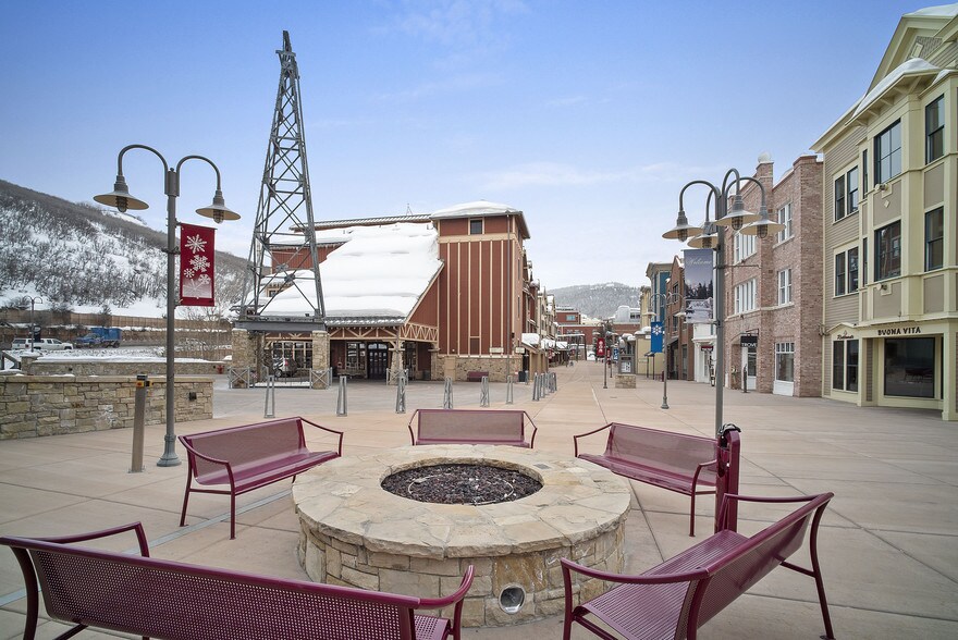 More Photos Of 710-900 Main St, Park City Apartments For Lease