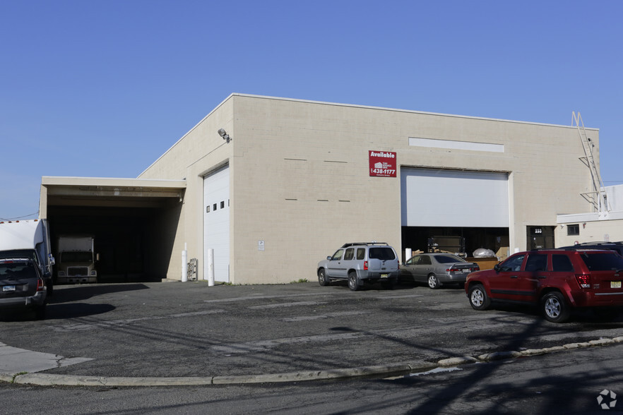 Primary Photo Of 233 Lodi St, Hackensack Warehouse For Lease