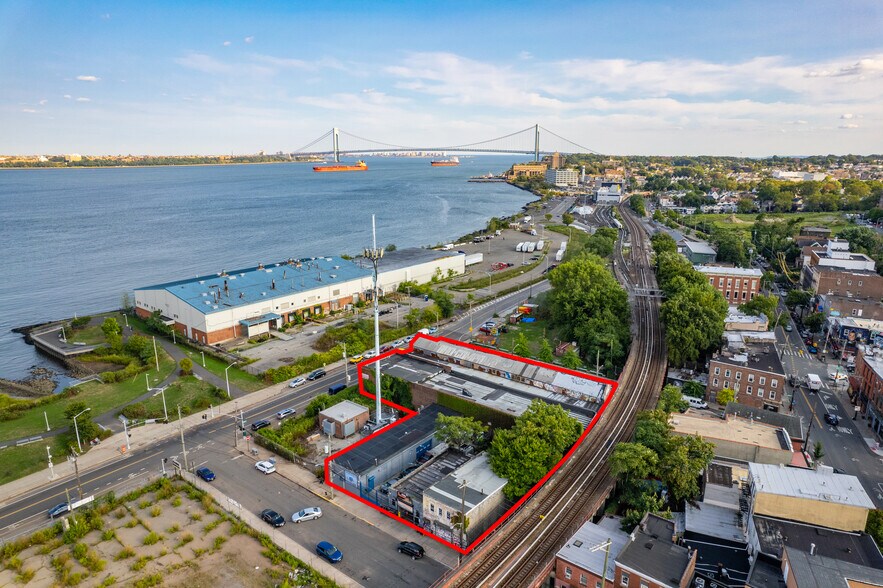 More Photos Of 450 Front St, Staten Island Land For Sale
