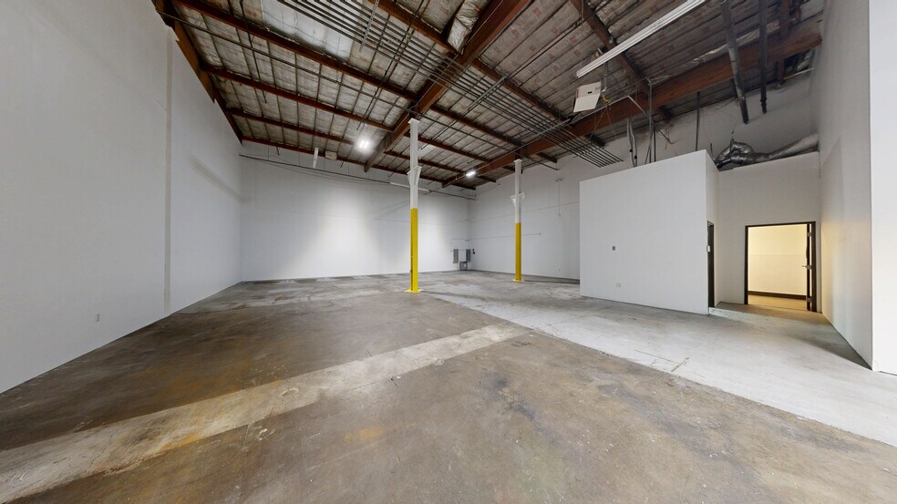 More Photos Of 10 Greg St, Sparks Warehouse For Lease