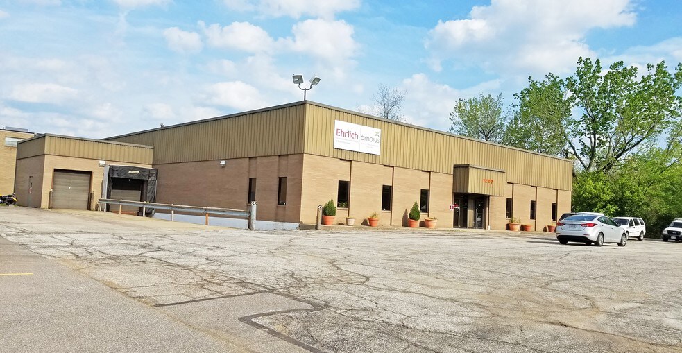 More Photos Of 1200-1240 Valley Belt Rd, Brooklyn Heights Flex For Lease