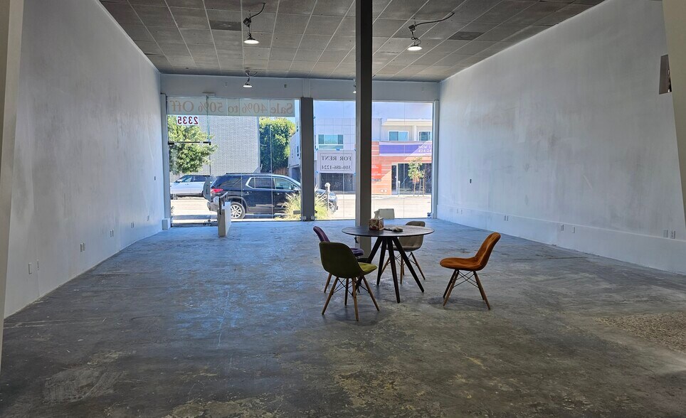 More Photos Of 2331-2335 Westwood Blvd, Los Angeles Storefront Retail Office For Lease