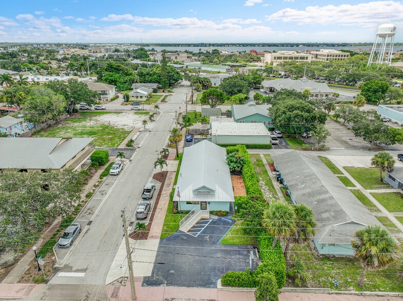 More Photos Of 101 SE Martin Luther King Jr Blvd, Stuart Office For Sale