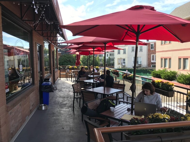 More Photos Of 4418 MacArthur Blvd NW, Washington Storefront Retail Office For Lease