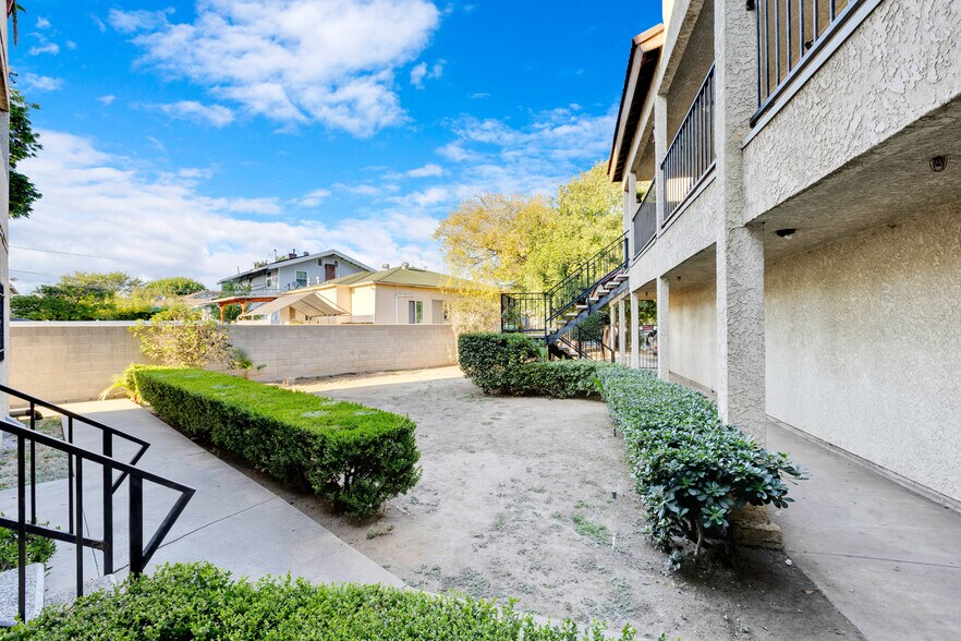 More Photos Of 2121 El Paseo, Alhambra Apartments For Sale