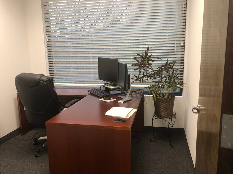 More Photos Of 365 Rifle Camp Rd, Woodland Park Coworking Space
