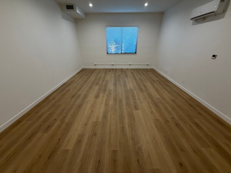 More Photos Of 444 N Larchmont Blvd, Los Angeles Office For Lease