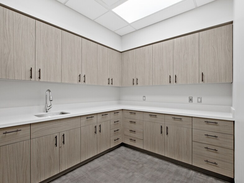 More Photos Of 4812 S Mill Ave, Tempe Medical For Lease