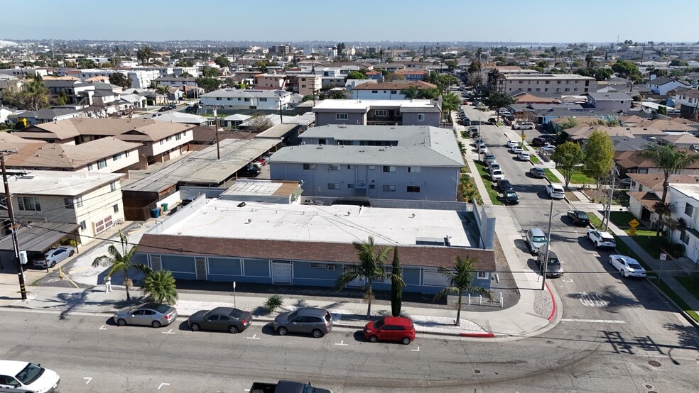Primary Photo Of 11816-11822 Felton Ave, Hawthorne Storefront Retail Residential For Sale