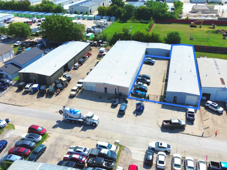 Primary Photo Of 4910-4930 Gordon Smith Dr, Rowlett Warehouse For Lease