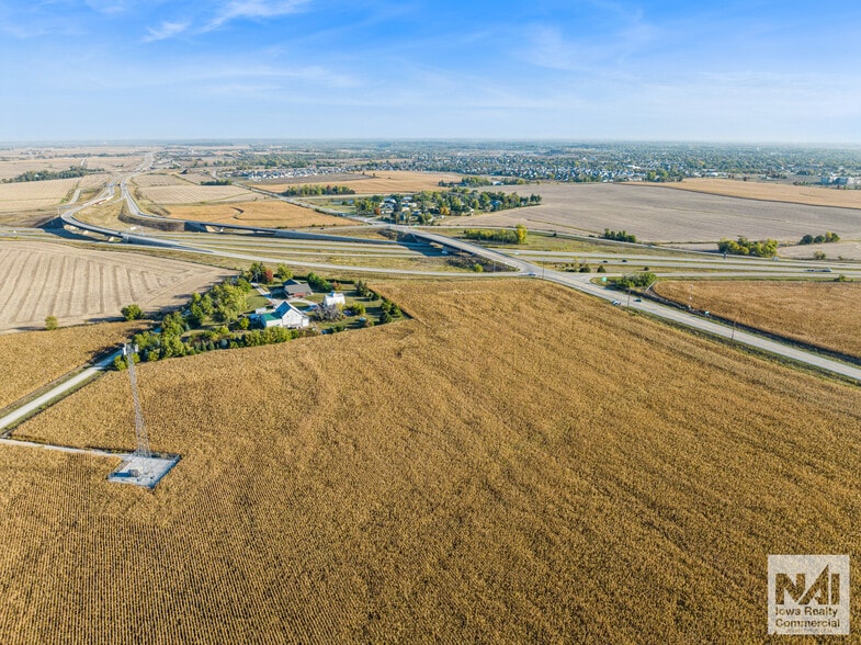 More Photos Of 8401 Angle Rd, Cedar Rapids Land For Sale