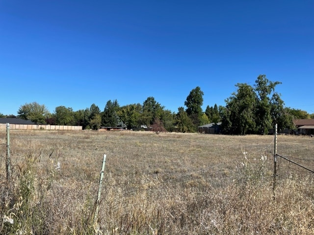 More Photos Of 1215 Covina Ave, Medford Land For Lease