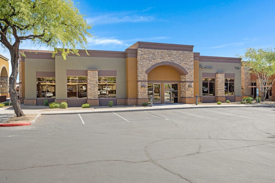 More Photos Of 7336 E Deer Valley Rd, Scottsdale Office For Sale