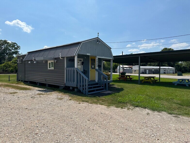 More Photos Of 5949 W Port Arthur Rd, Port Arthur Restaurant For Lease