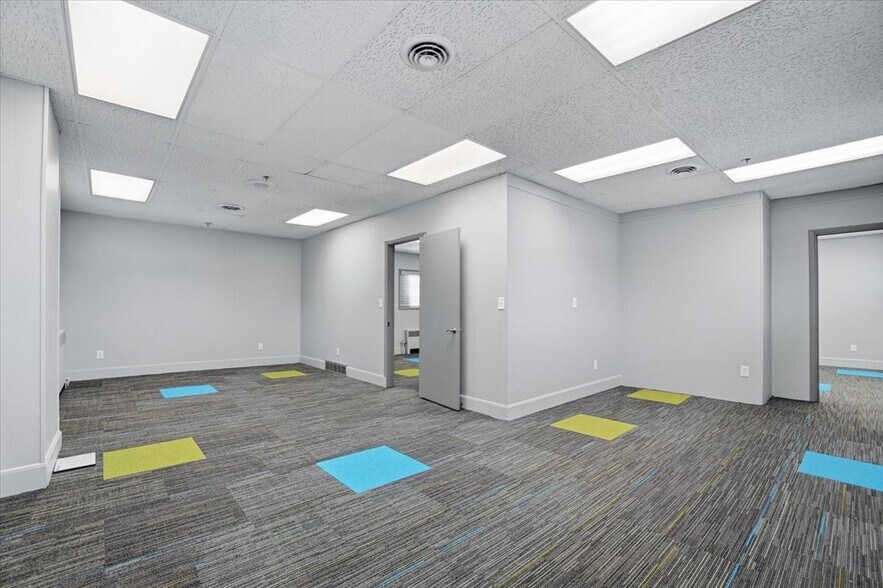 More Photos Of 175 E Broadway Ave, Westerville Office For Lease