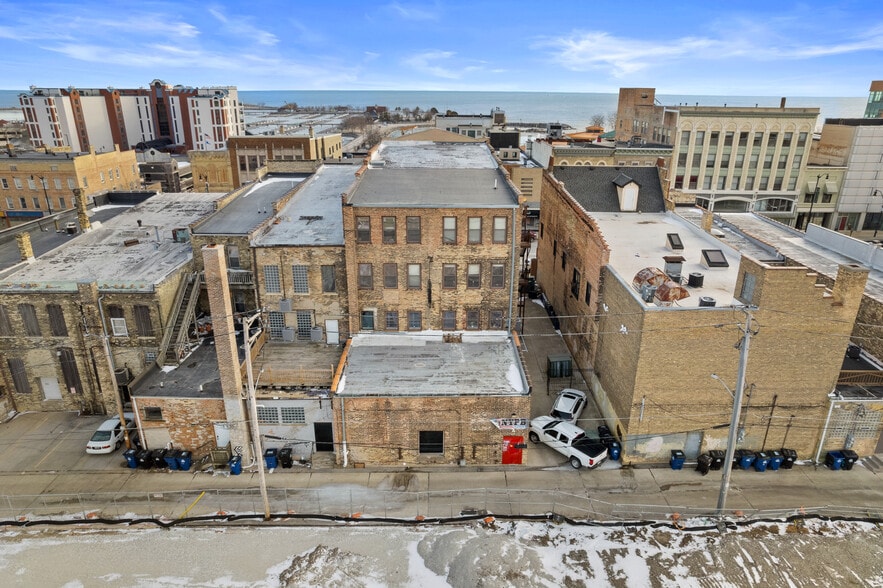 More Photos Of 410 Main St, Racine Office Residential For Sale