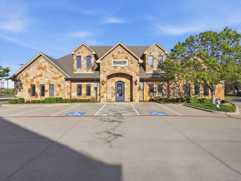 Primary Photo Of 101 Countryside Ct, Southlake Medical For Sale