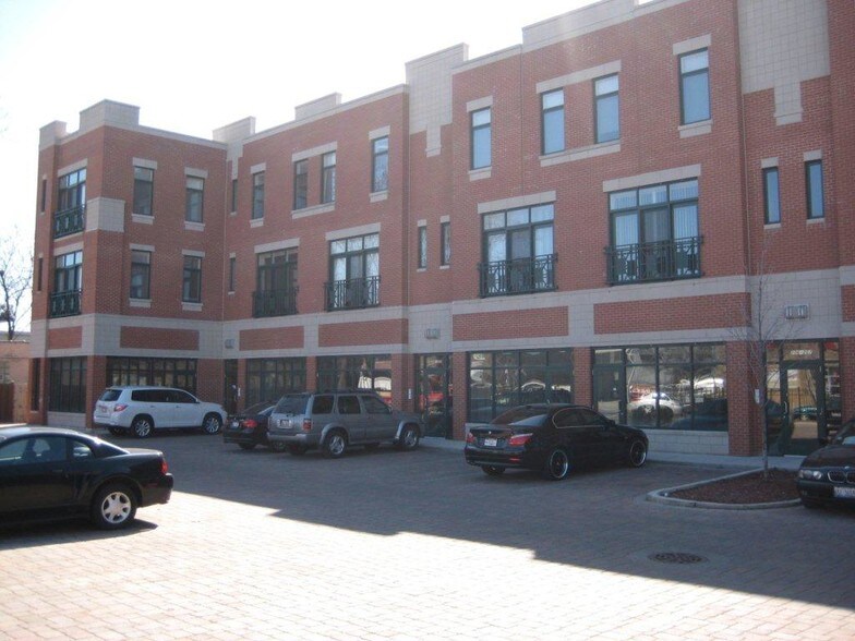 More Photos Of 4521 W Lawrence Ave, Chicago Apartments For Lease