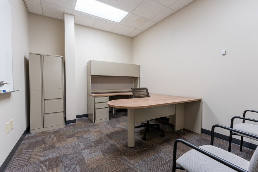 More Photos Of 1505 The Boardwalk, Huntsville Office For Sale
