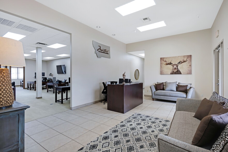 More Photos Of 10555 N 114th St, Scottsdale Office For Sale