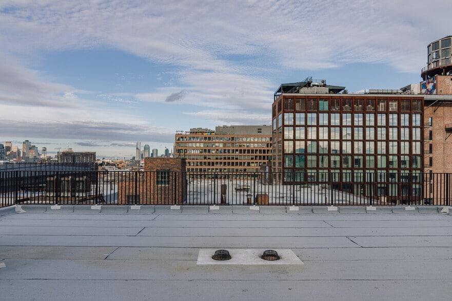 More Photos Of 57 N 9th St, Brooklyn Storefront For Sale