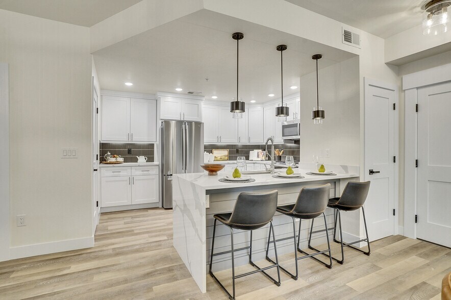 More Photos Of 1308 Snowberry Ln, Louisville Apartments For Sale